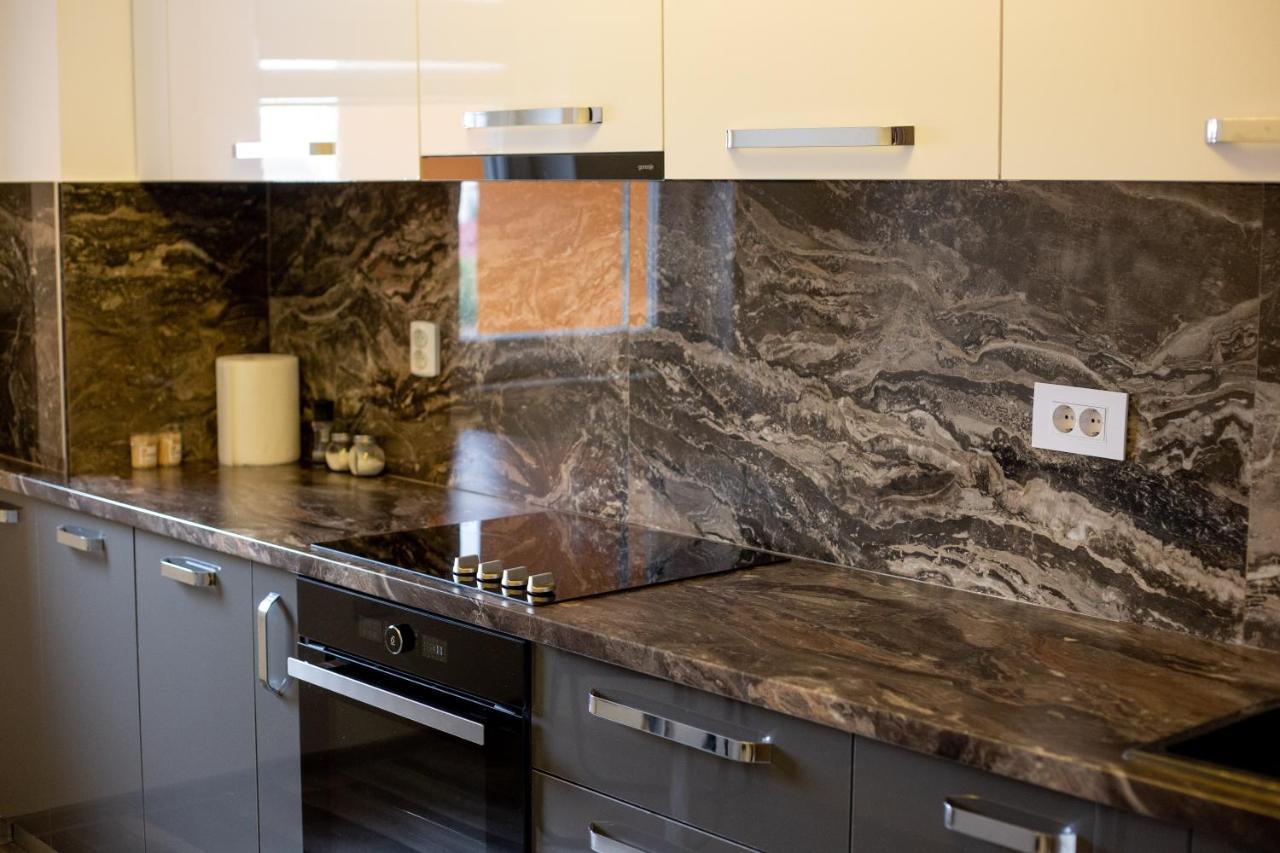 Central.Deluxe.Apartament.אורדאה מראה חיצוני תמונה